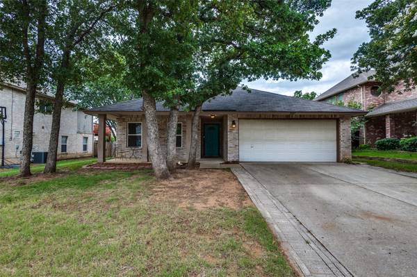 2007 Yellowstone Lane, Corinth, TX 76210