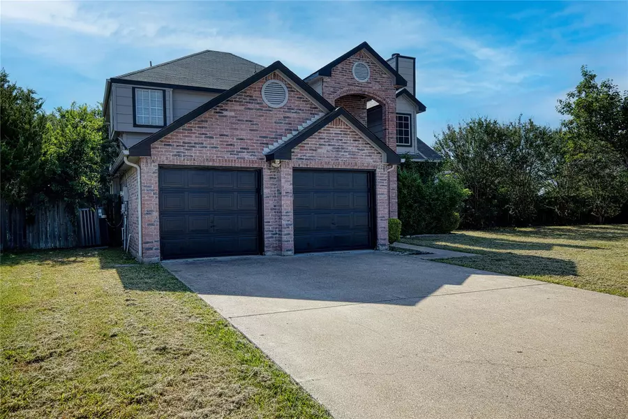 204 Parkway Court, Rockwall, TX 75032