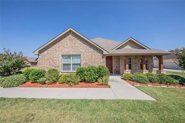 324 Montana Court, Rhome, TX 76078