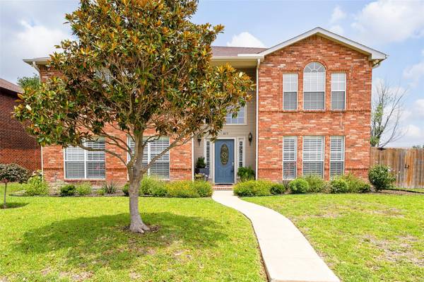 815 Heatherwood Drive, Wylie, TX 75098