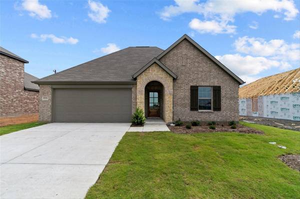 533 Hickory Ridge Drive, Van Alstyne, TX 75495