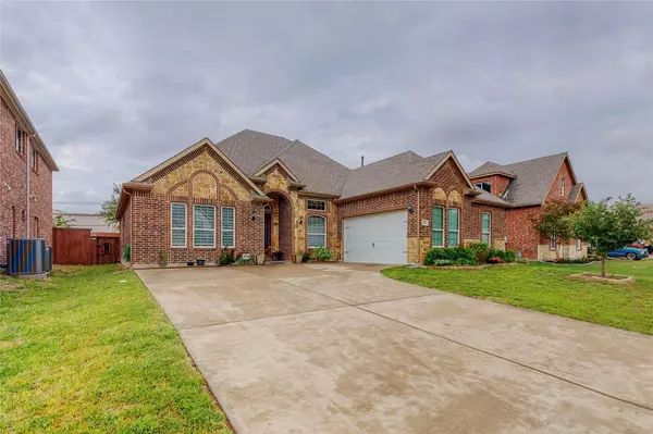 2325 Amesbury Drive, Mesquite, TX 75150