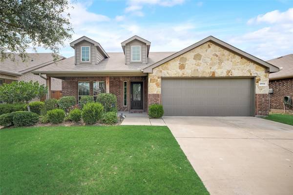 2021 Karsen Lane, Heartland, TX 75126