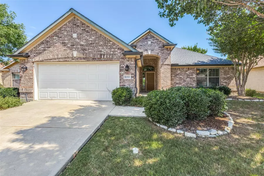 11312 Southerland Drive, Denton, TX 76207