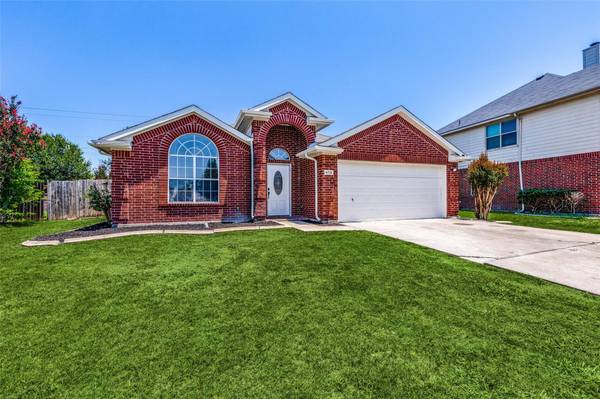 4712 Times Street, Grand Prairie, TX 75052