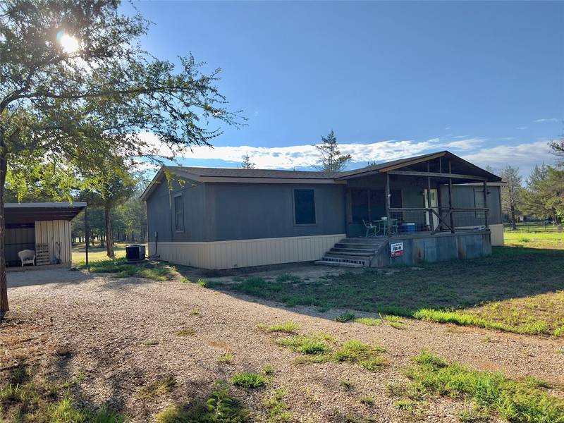 5745 County Road 2025, Ivanhoe, TX 75447