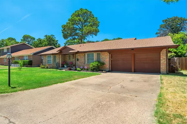 Arlington, TX 76012,1028 Woodland Drive