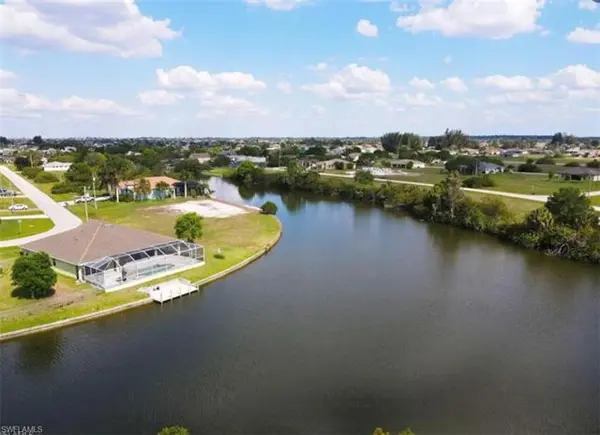 909 NW 31st PL, Cape Coral, FL 33993