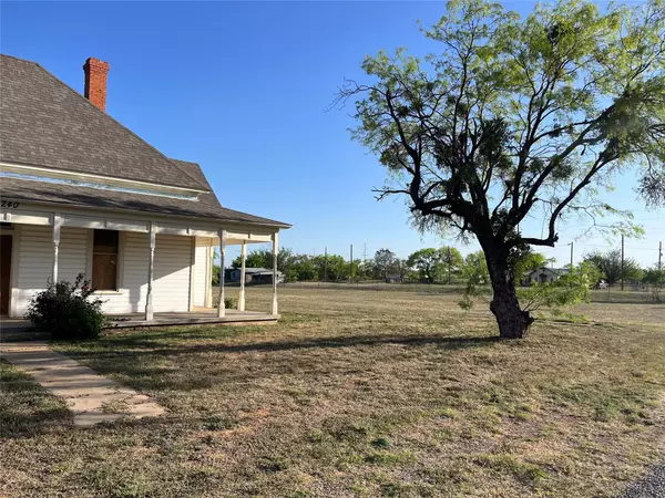 Moran, TX 76464,240 Post Oak Street