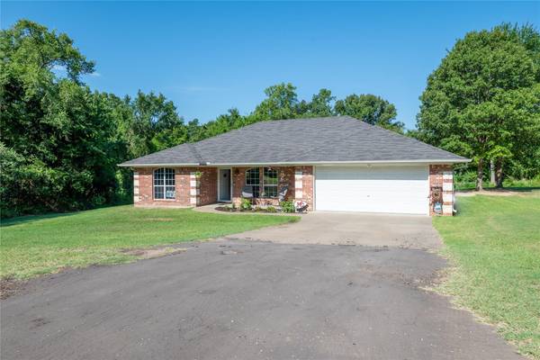 130 County Road 2312,  Mineola,  TX 75773