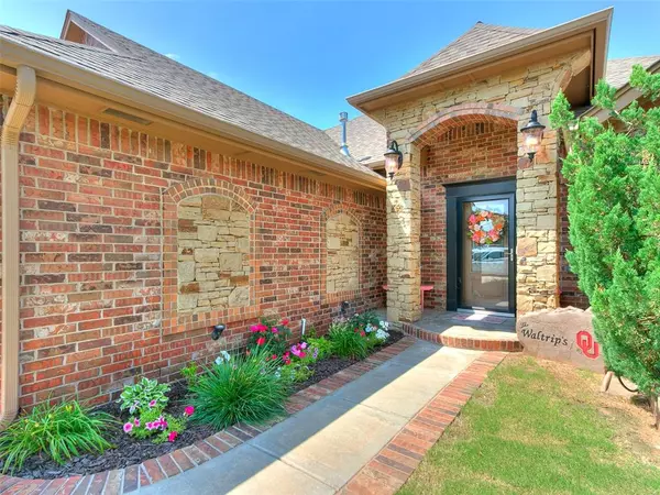 Oklahoma City, OK 73162,8605 NW 113th Court