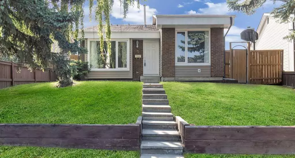 Calgary, AB T3K 1M8,95 Beddington WAY NE