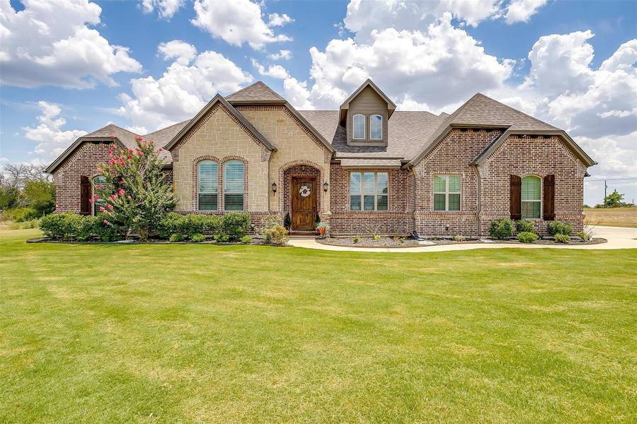 103 Deer Grove Trail, Azle, TX 76020