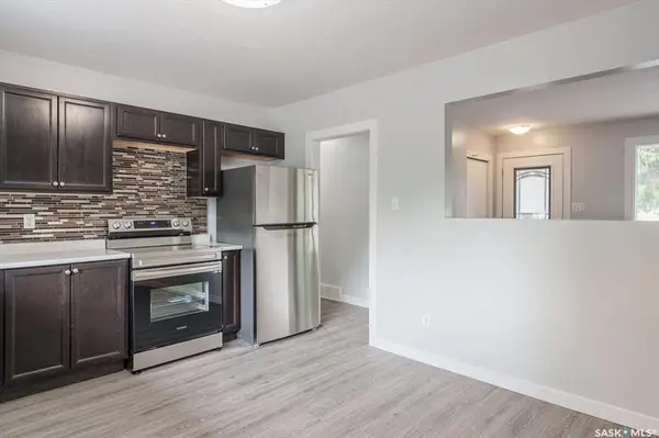 2129 Ewart AVENUE, Saskatoon, SK S7J 1X8