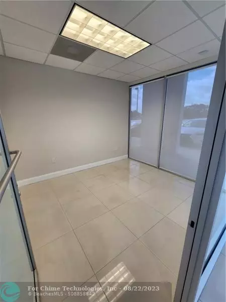 Pembroke Pines, FL 33029,18501 PINES BLVD  #106