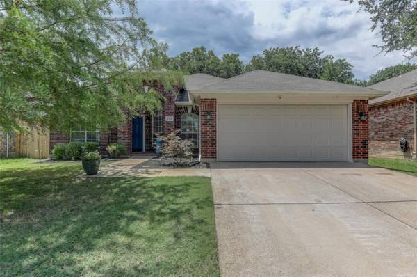 3116 Hudson Street, Corinth, TX 76210