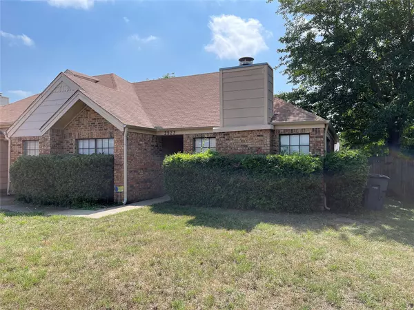 2923 Tanglewood Drive, Lancaster, TX 75134