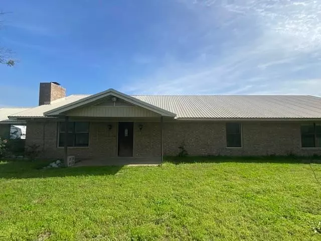 2355 Lcr 486, Mexia, TX 76667