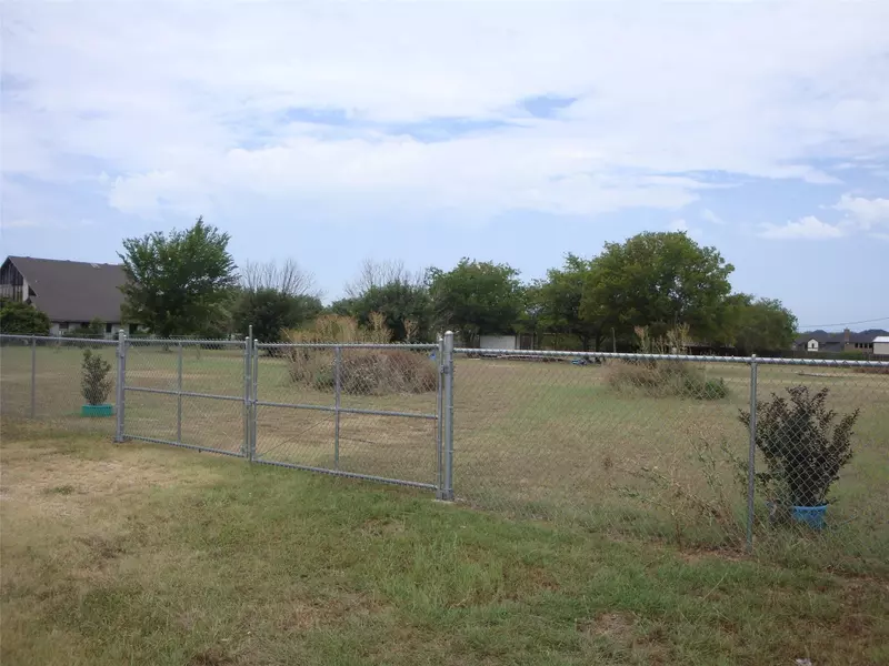 3512 Sparks Lane, Crowley, TX 76036