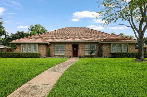 521 Briarglen Drive, Coppell, TX 75019