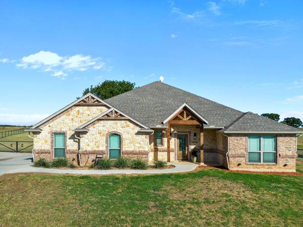 476 Pine Road, Poolville, TX 76487