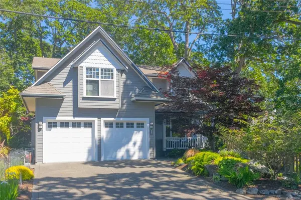 Saanich, BC V8P 4V1,3451 Carter Dr