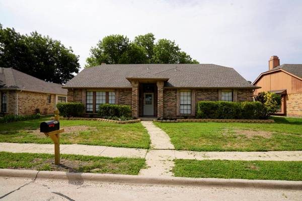 9430 Willard Street, Rowlett, TX 75088