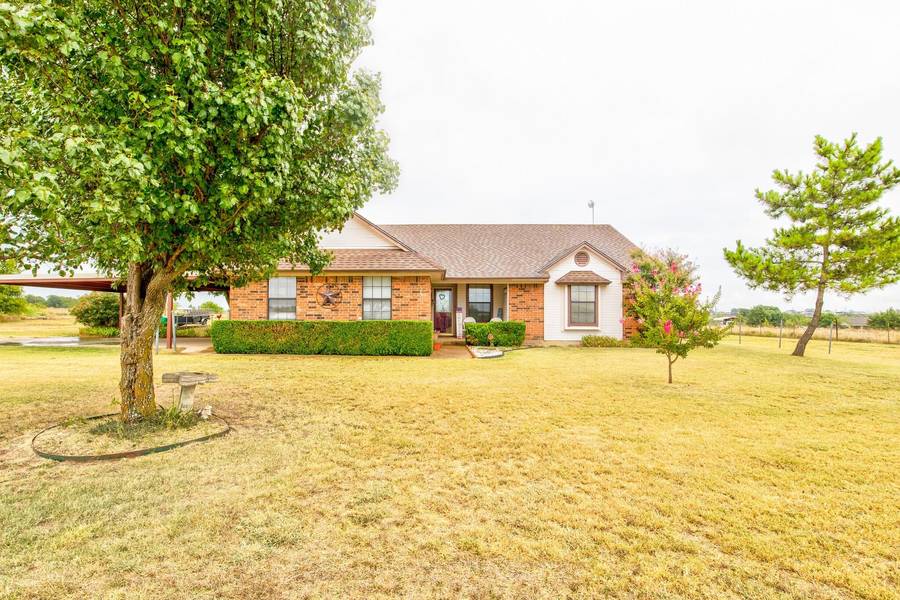 5312 Comanche Drive, Godley, TX 76044