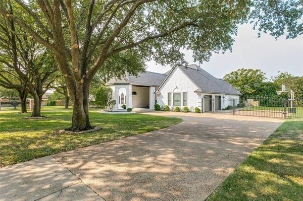 1212 Oak Bend Lane, Keller, TX 76248