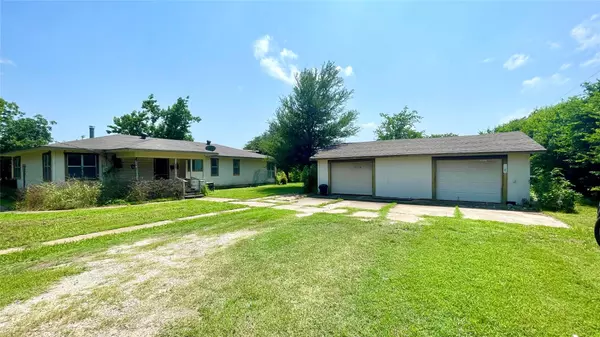 Terrell, TX 75161,9853 County Road 353