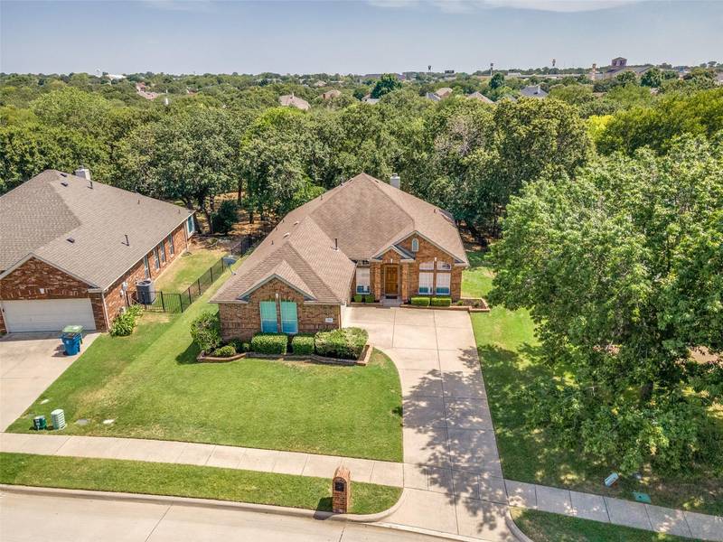 406 Brookside Drive, Lake Dallas, TX 75065