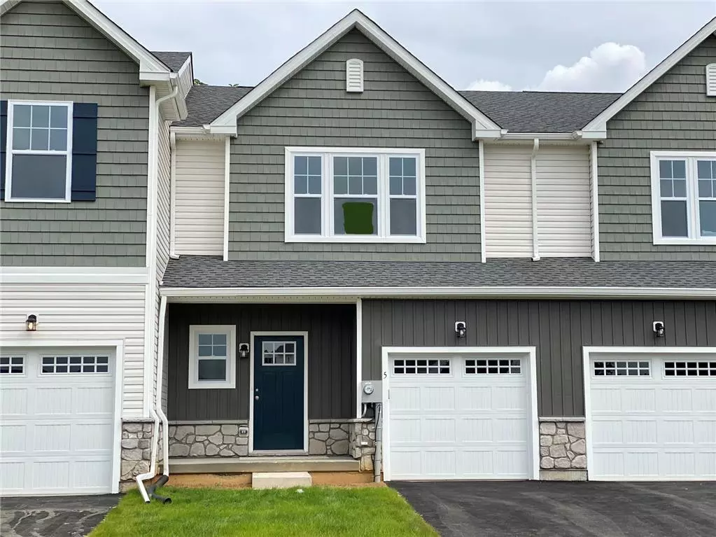 Palmer Twp, PA 18045,5 Timber Trail #63