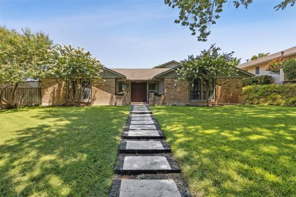 210 Summit Ridge Drive, Rockwall, TX 75087