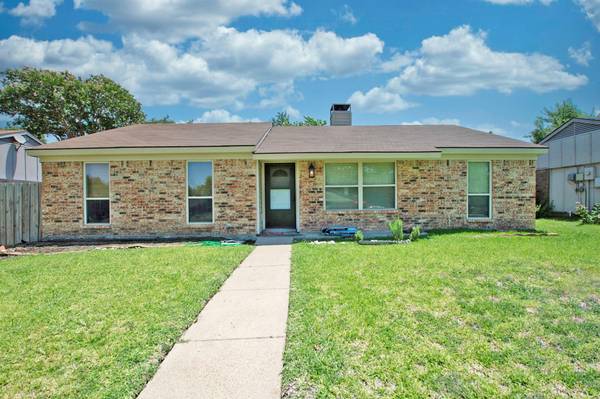 2106 Highwood Drive, Garland, TX 75041