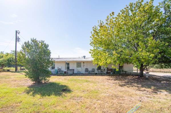 8101 County Road 321, Blanket, TX 76432