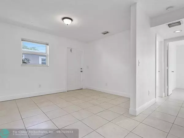 Hallandale Beach, FL 33009,821 NW 5th Ave #1-2