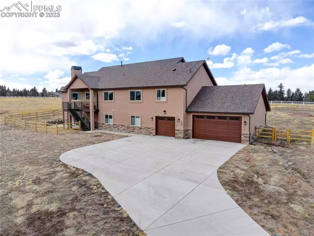 Divide, CO 80814,108 Samantha WAY