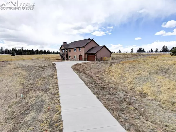 Divide, CO 80814,108 Samantha WAY