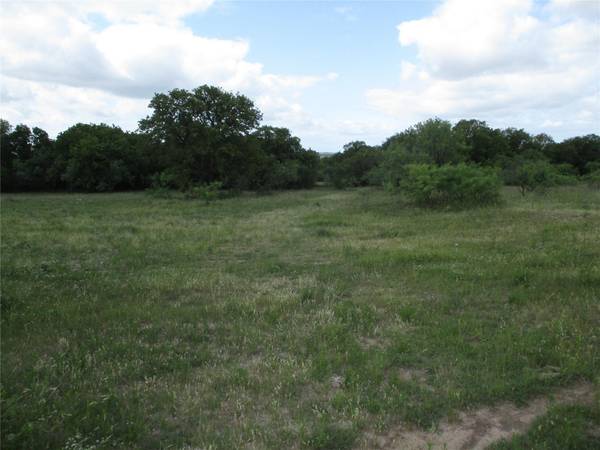 15 ac Two Bush,  Perrin,  TX 76486