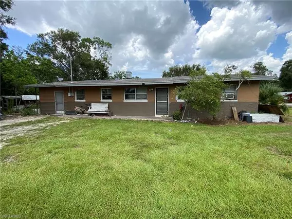 174 Favor AVE, Labelle, FL 33935