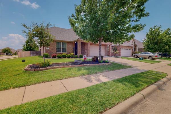 2211 Hartley Drive, Forney, TX 75126