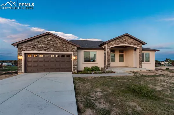 726 S Woodstock DR, Pueblo West, CO 81007