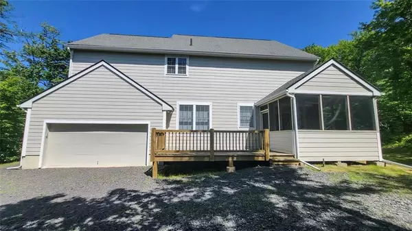 Tobyhanna Twp, PA 18350,544 Pinecrest Drive