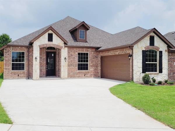 550 Clifton Court, Midlothian, TX 76065