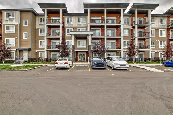 Calgary, AB T2X 5A2,40 Walgrove Walk SE #312