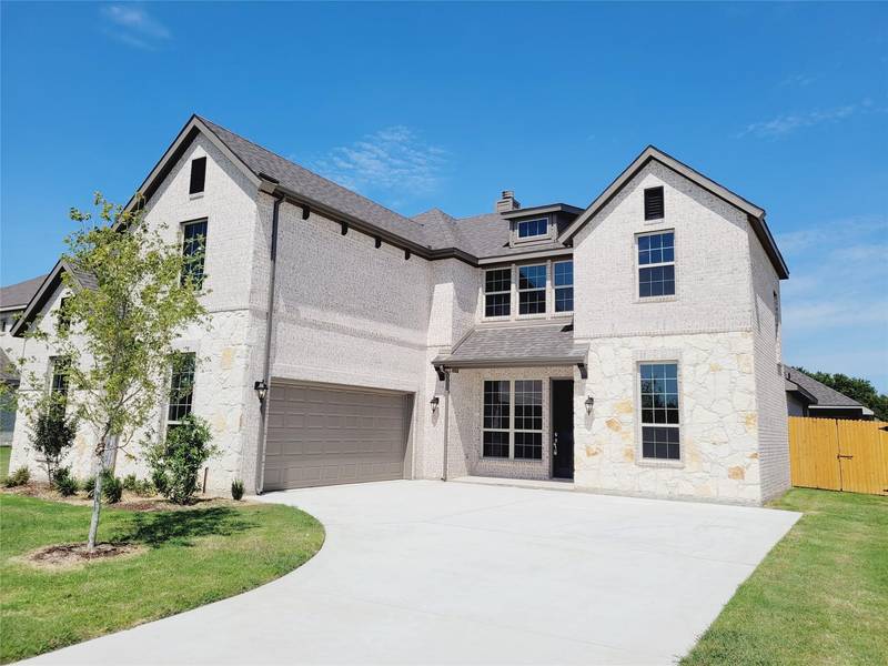 906 Lauren Drive, Midlothian, TX 76065