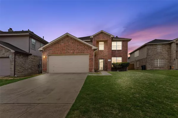 7334 Tree Ridge Court, Fort Worth, TX 76133