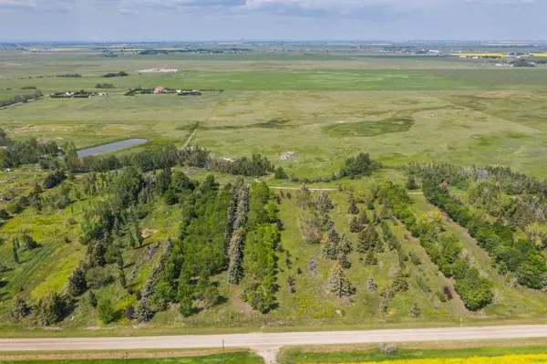 Rural Rocky View County, AB T1X 2J7,243015 BOUNDARY RD