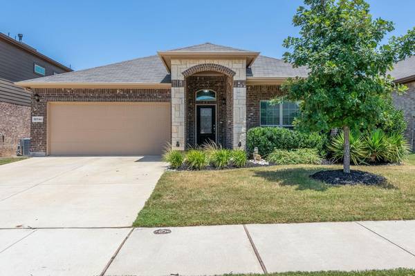 15744 Prairie Grass Lane, Fort Worth, TX 76177