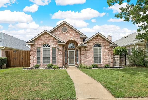 6926 Hominy Ridge, Rowlett, TX 75089